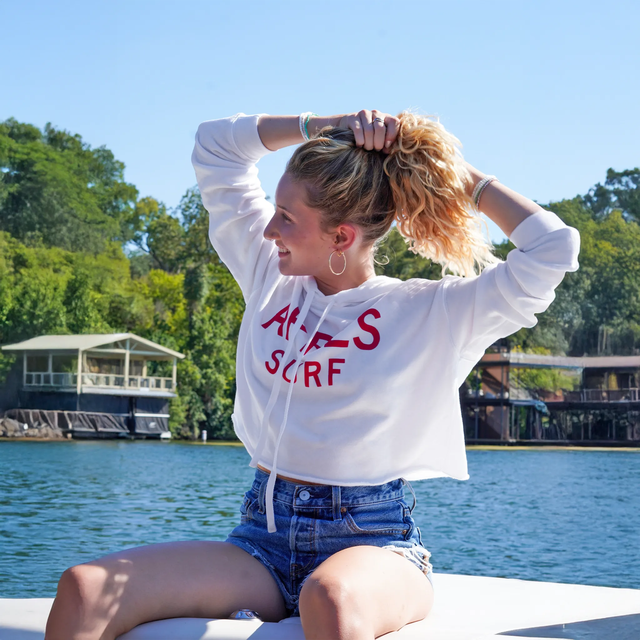 Ltd. Edt. Après Surf Cropped Hoodie ✨ White ✨